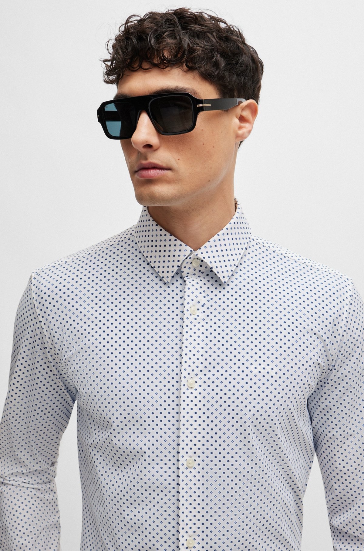 SLIM-FIT SHIRT IN PRINTED PERFORMANCE-STRETCH MATERIAL - 3