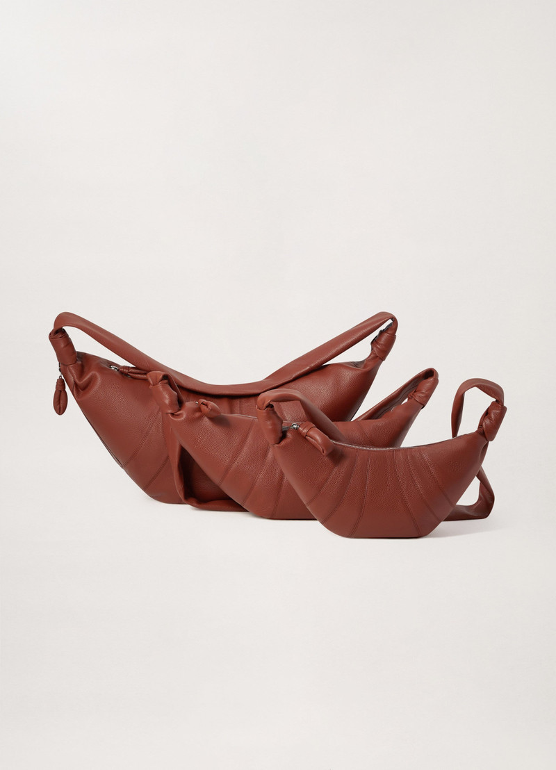 SMALL CROISSANT BAG
GRAINED LEATHER 5