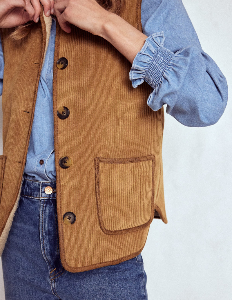 Clerkenwell Reversible Gilet-Hazelnut Brown, Natural 3