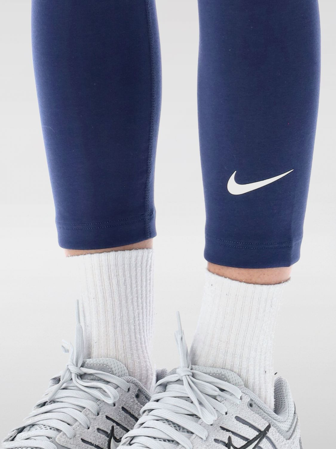 Pants woman Nike - 3