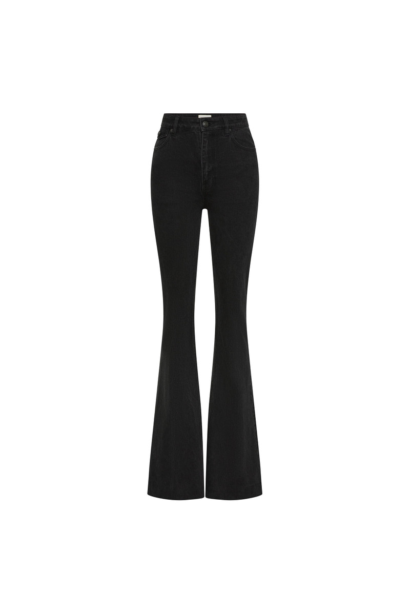 Gisele Flare Jean 1