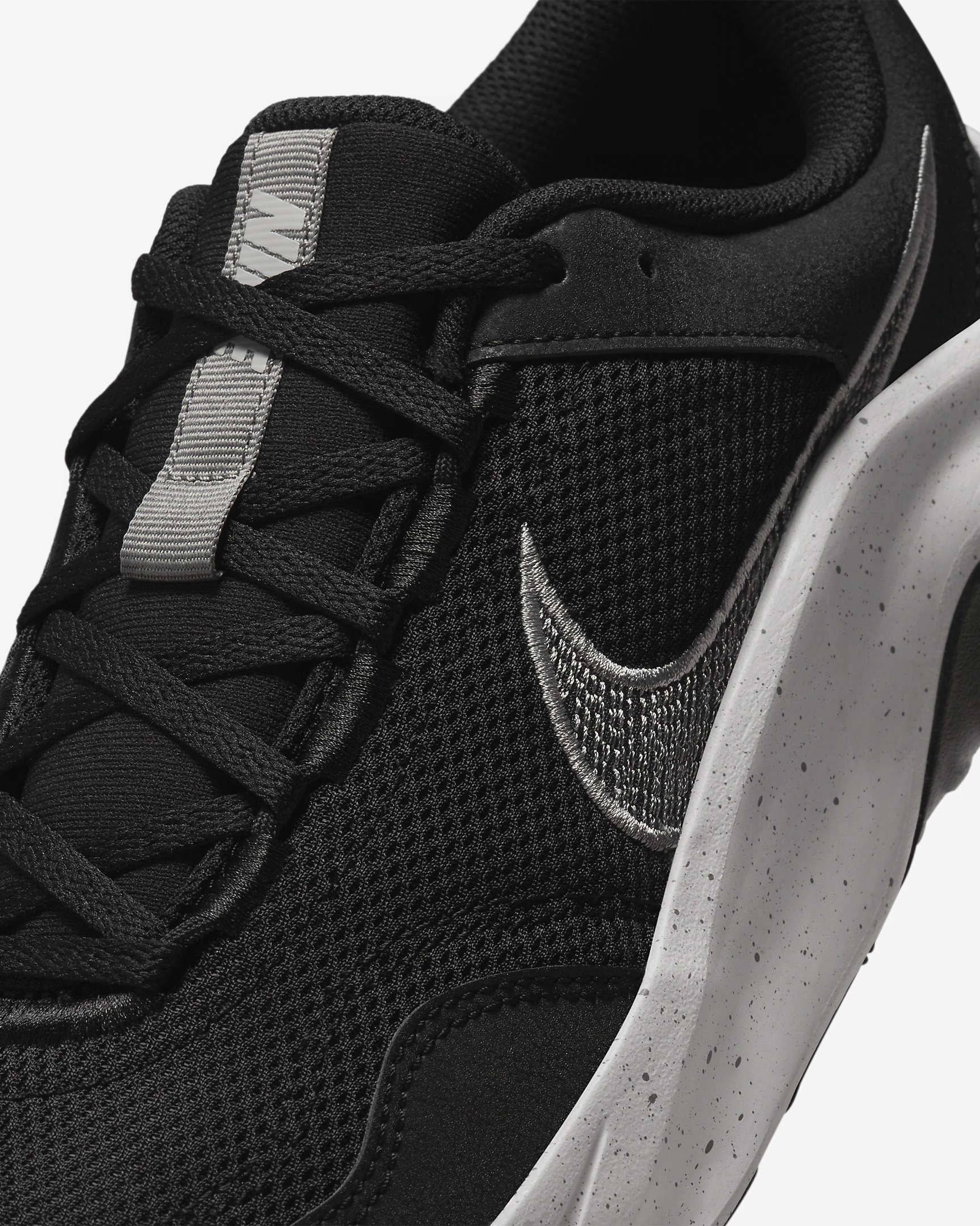 Nike Legend Essential 3 Next Nature Men's Workout Shoes - 7