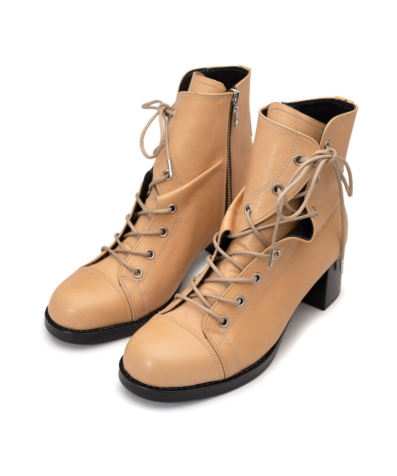 Twisted Leather Boots 19