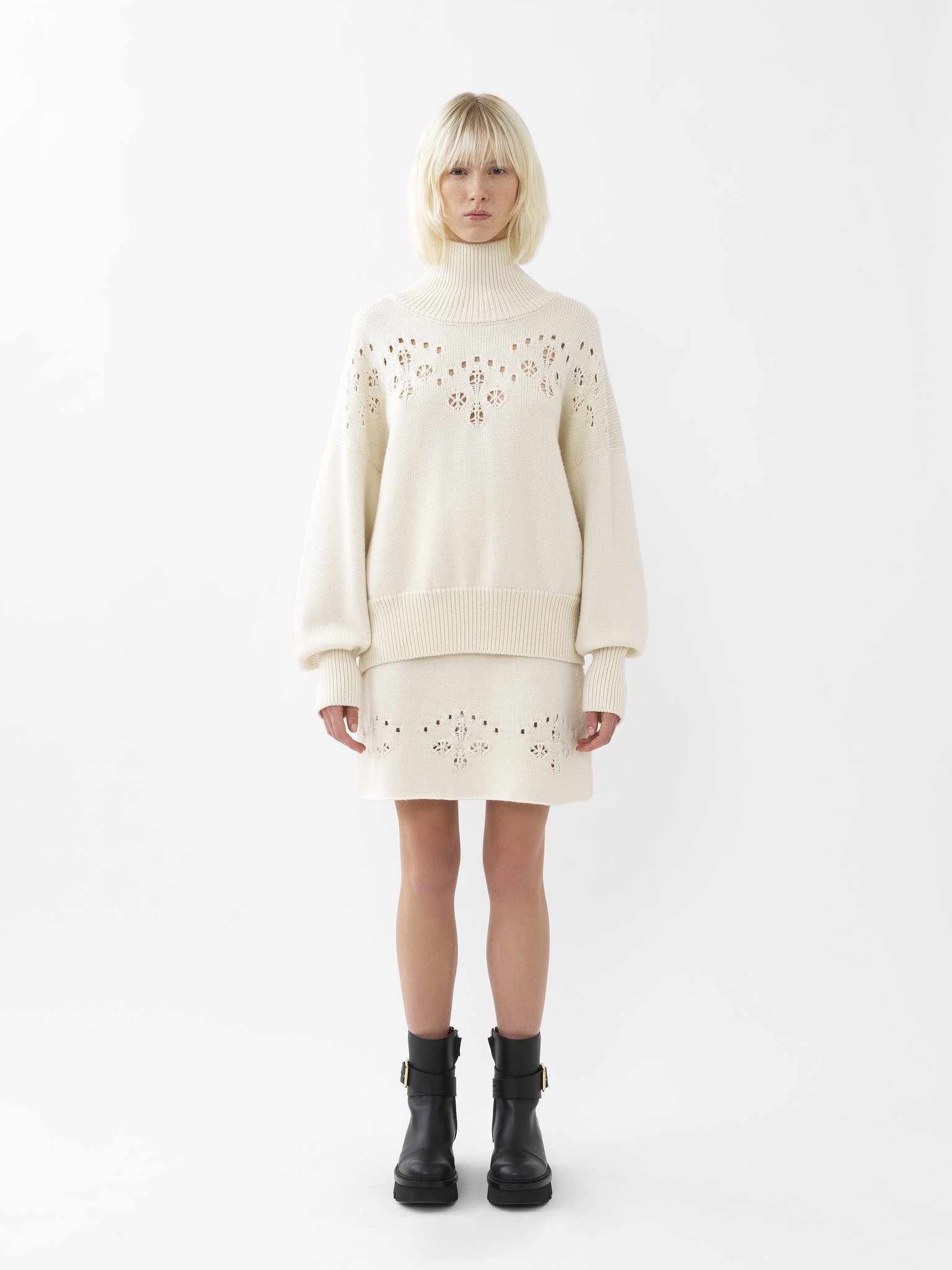 GENEROUS HIGH-NECK SWEATER - 4