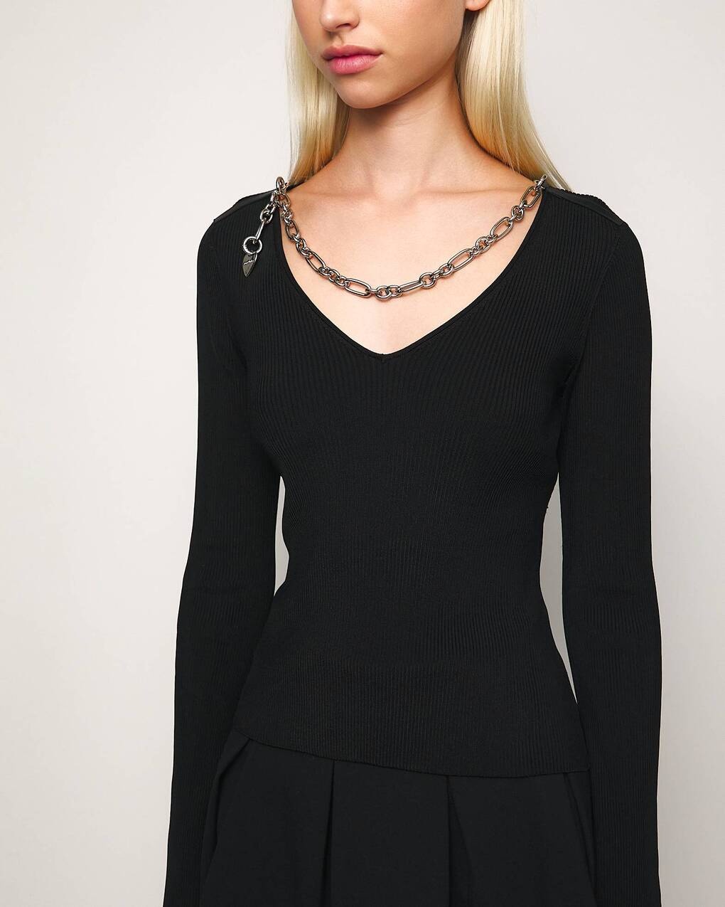 Top Knit Silver Charm  Black - 5