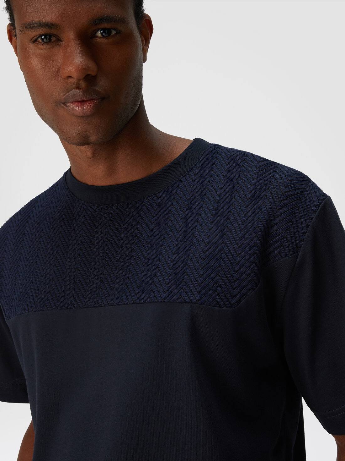 Cotton jersey T-shirt with zigzag insert - 5