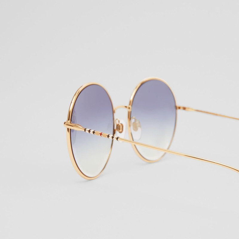Burberry Icon Stripe Detail Round Frame Sunglasses outlook
