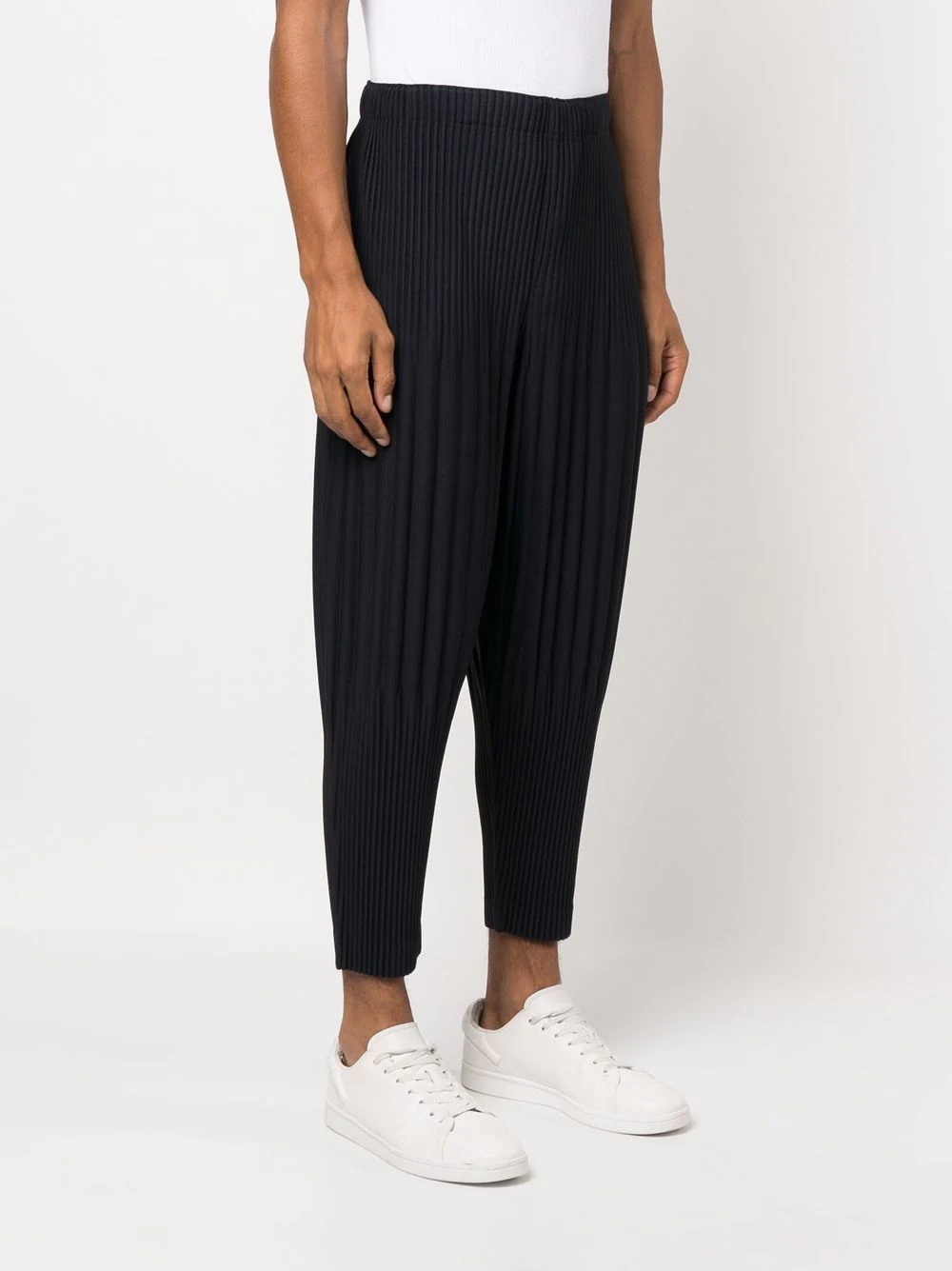 cropped fully-pleated trousers - 3