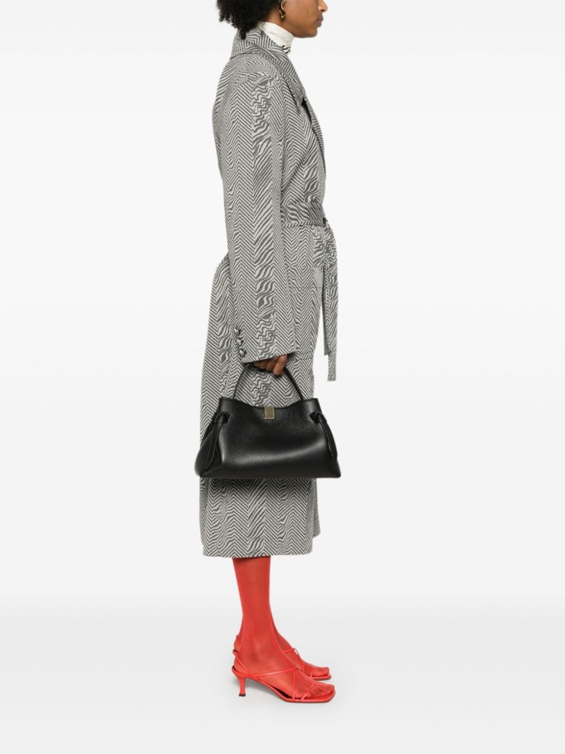 Yuzefi Gyoza leather tote bag outlook