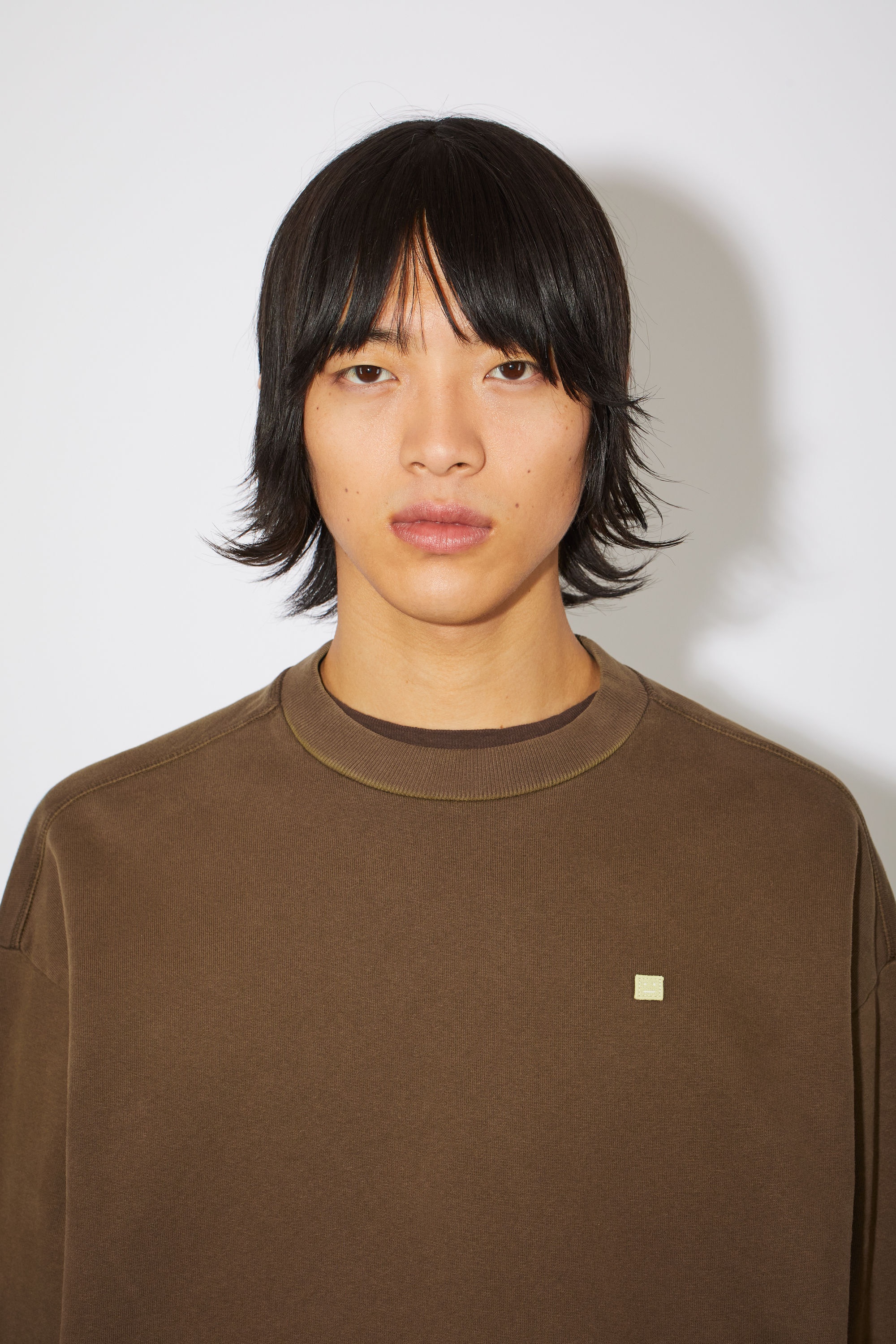 Acne Studios Crew neck sweatshirt - Coffee brown | REVERSIBLE