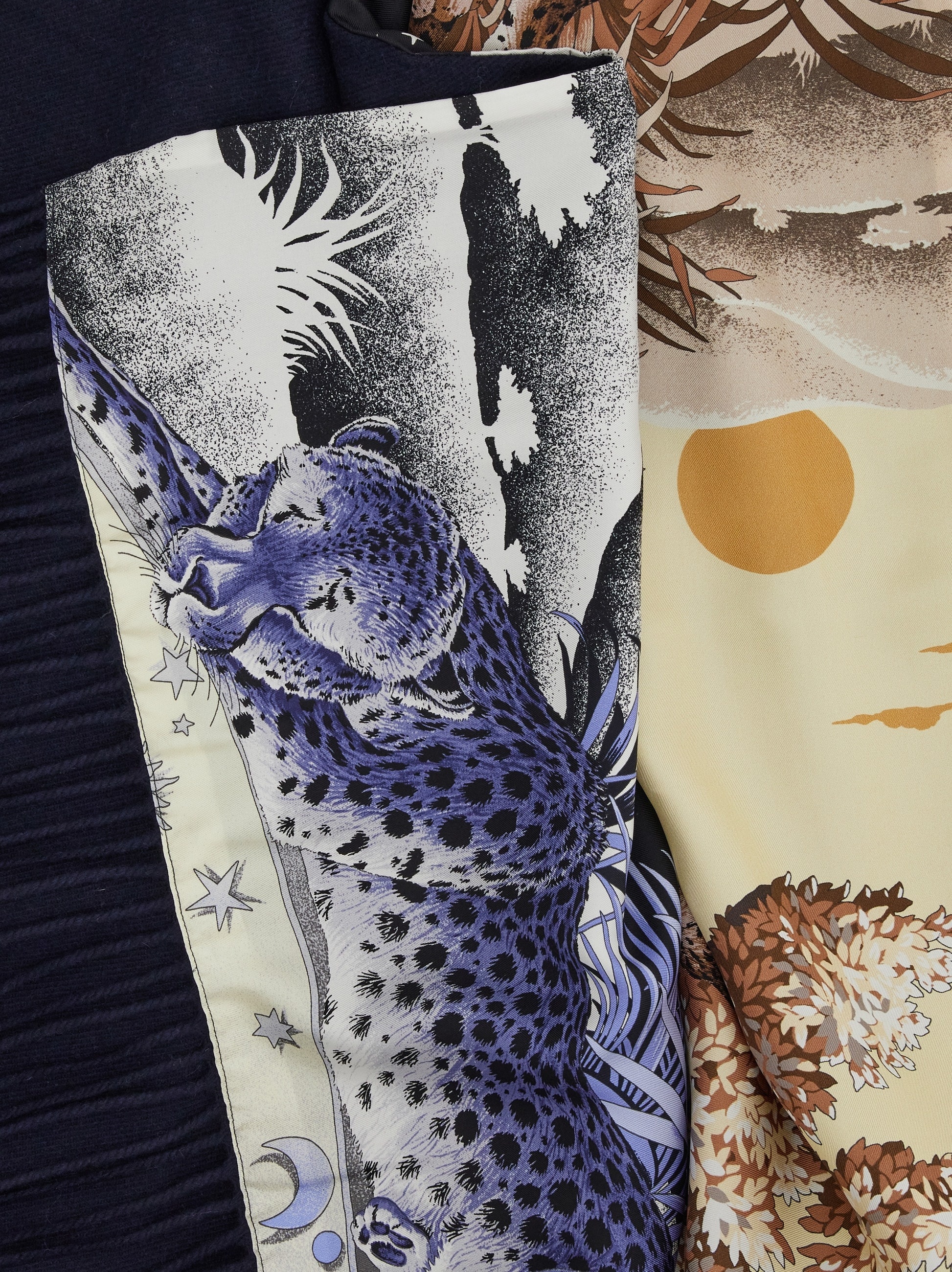 Day & Night print reversible cape - 5