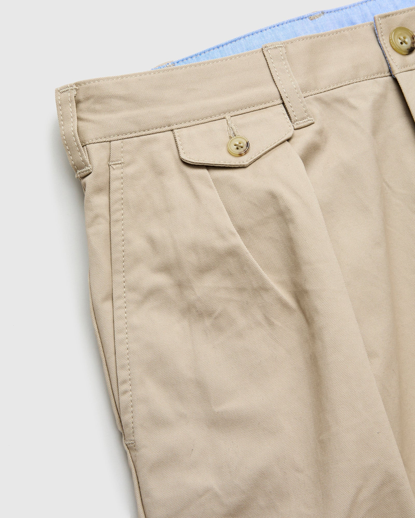 2-Pleat Twill Trousers in Khaki - 4