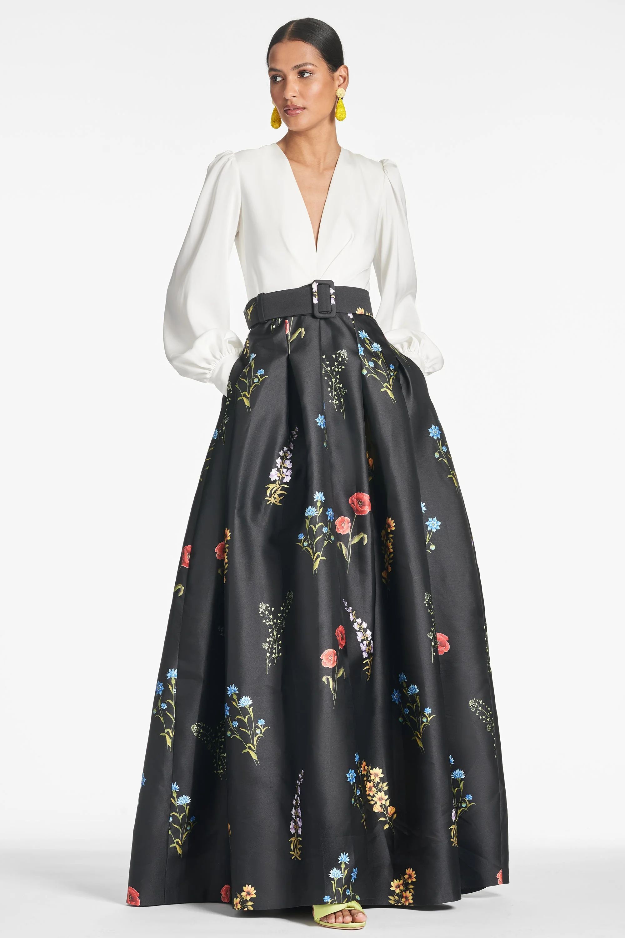 Zoe Gown - Off White/Noir Bouquet - 1