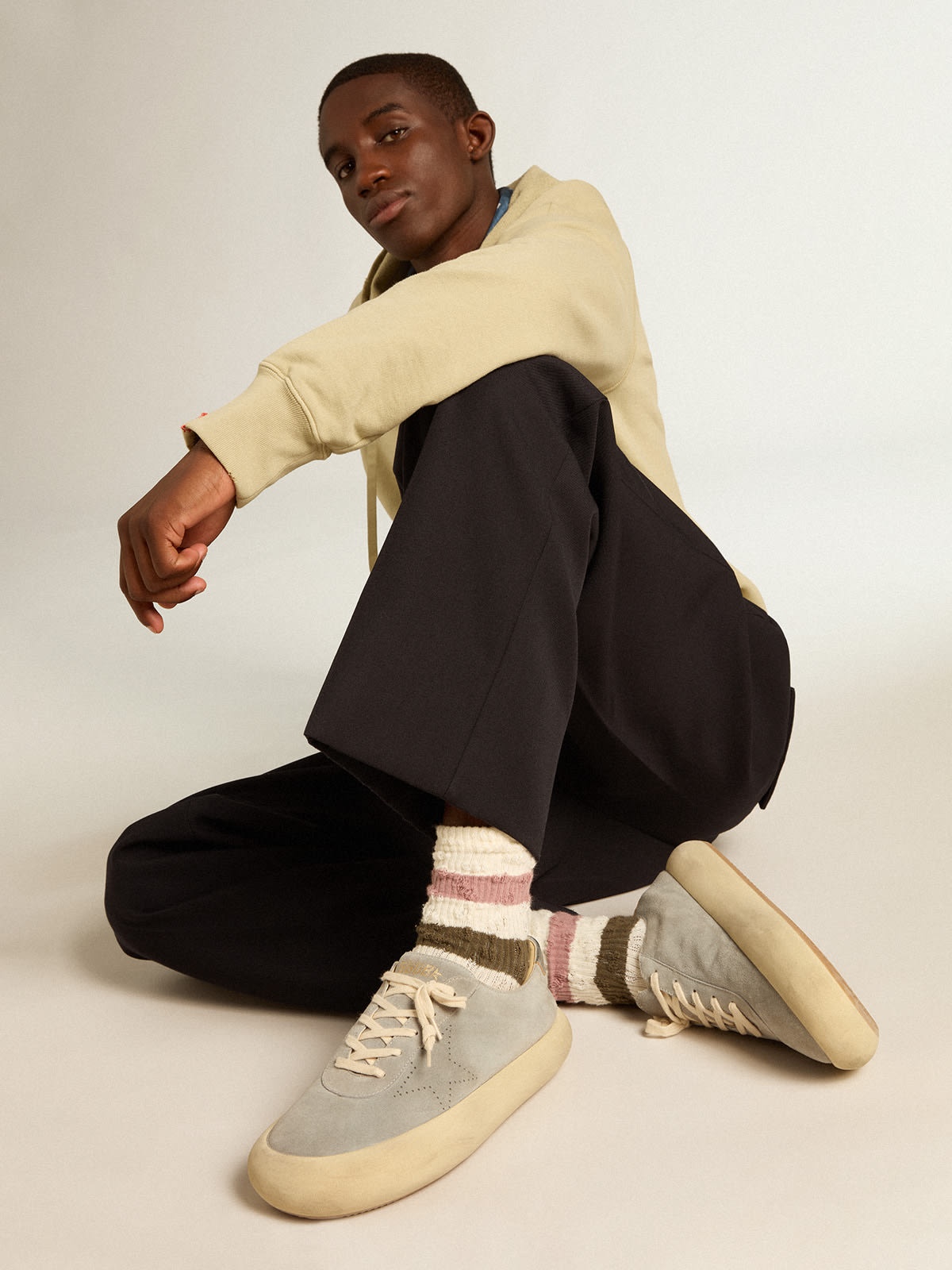 Socks in aged white with multicolor stripes - 3