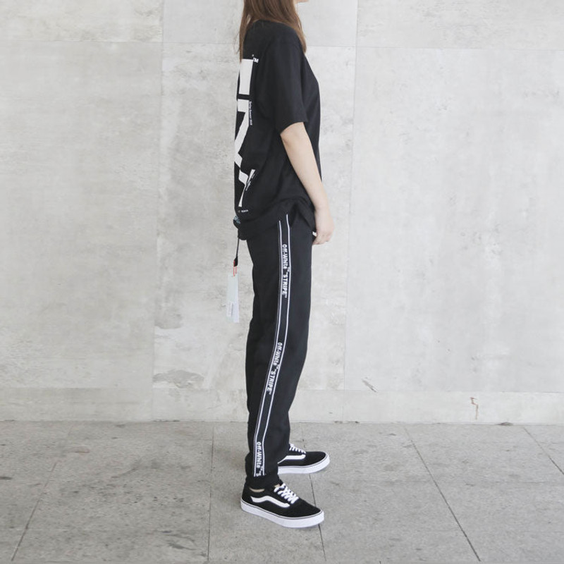 Off-White Men's Off-White Side Stripe Black Pants OMCH008E18A200011000 outlook