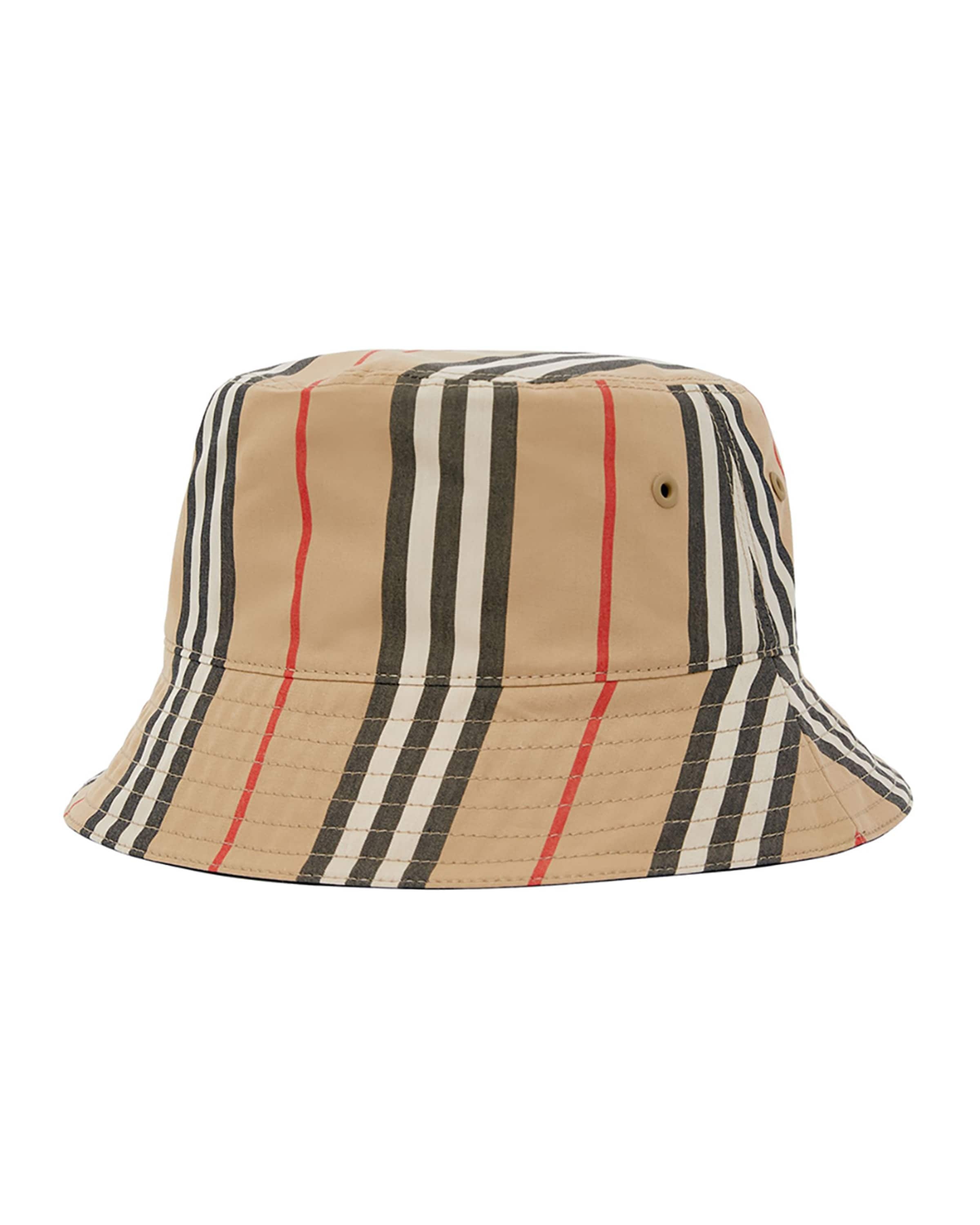 Burberry mens rain hat. L. $850