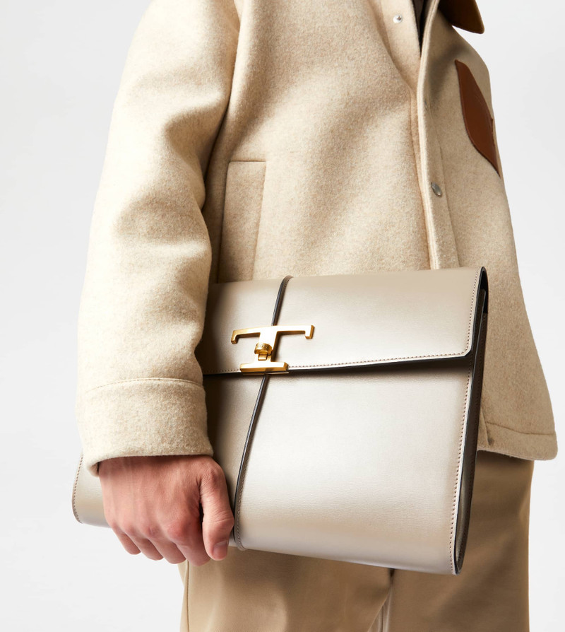 Tod's TIMELESS DOCUMENT HOLDER IN LEATHER SMALL - GREY outlook