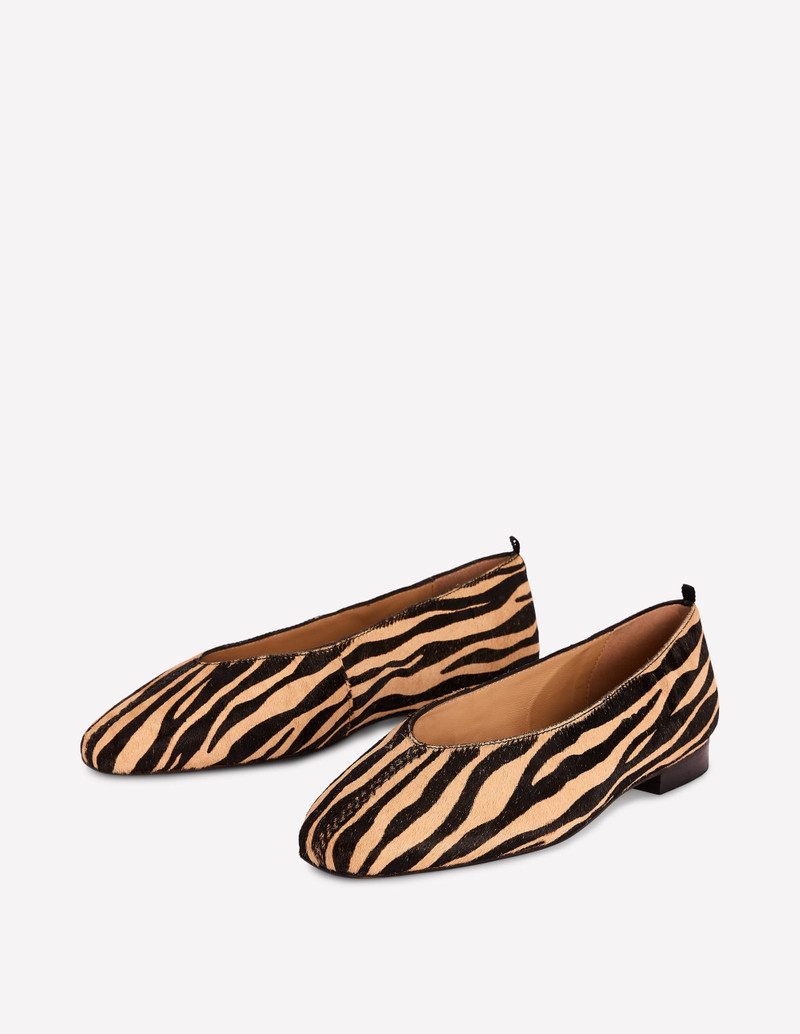 High Cut Stitch Detail Flats-Black/White 4