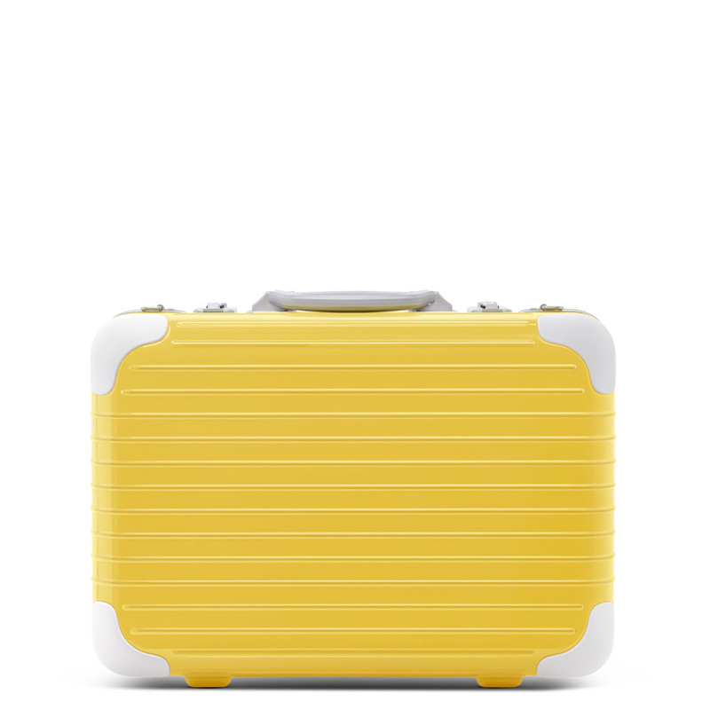 Holiday Hand-Carry Case 5