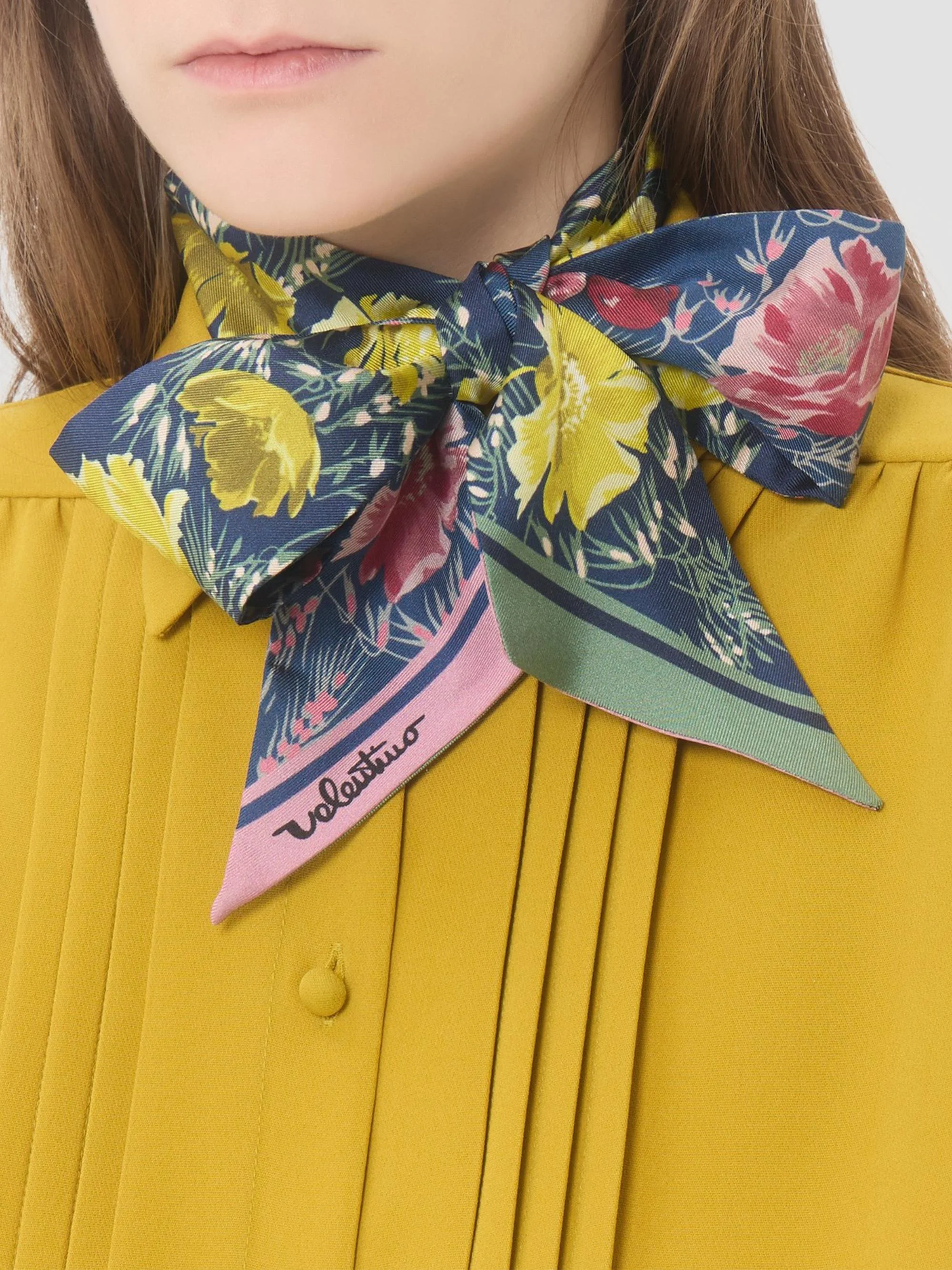 Women's Apres L'hiver Poppies Bandeau Scarf in Silk - 1