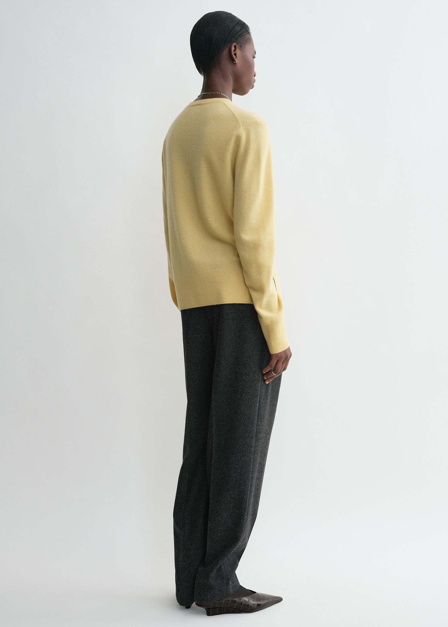 Crew-neck cashmere knit soft yellow - 4