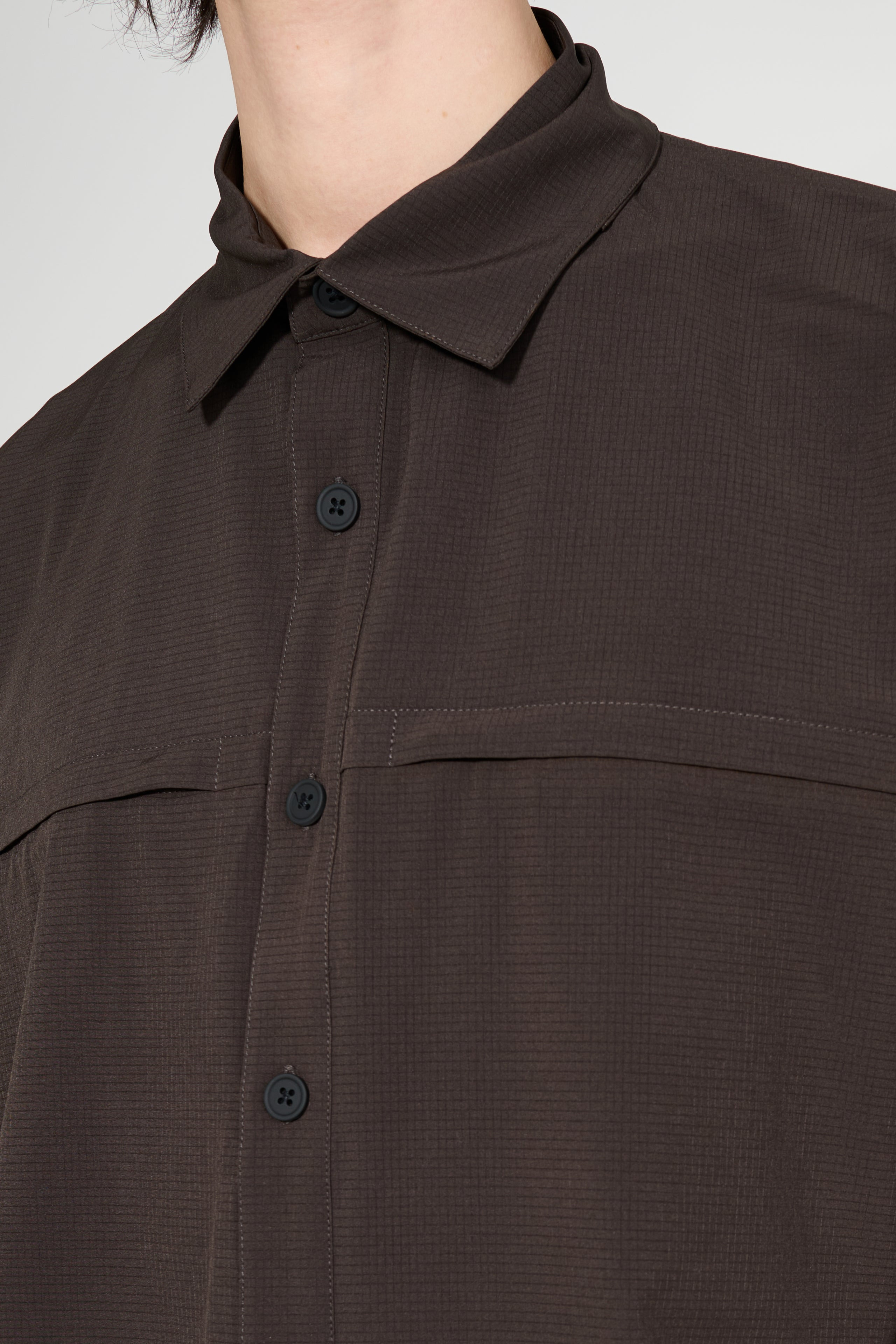 ROA DOT AIR SHIRT DARK BROWN - 5