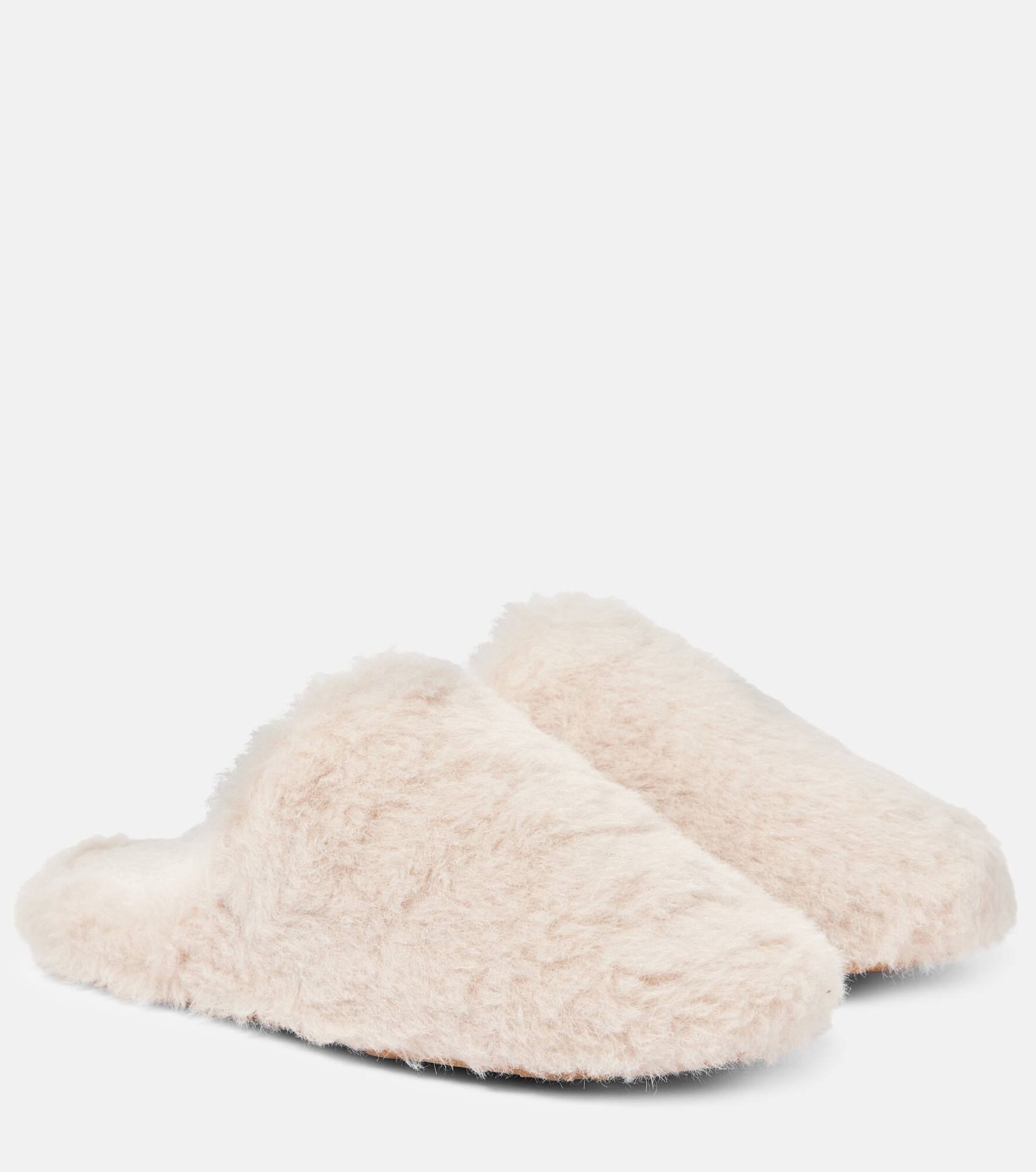 Teddy slippers - 1