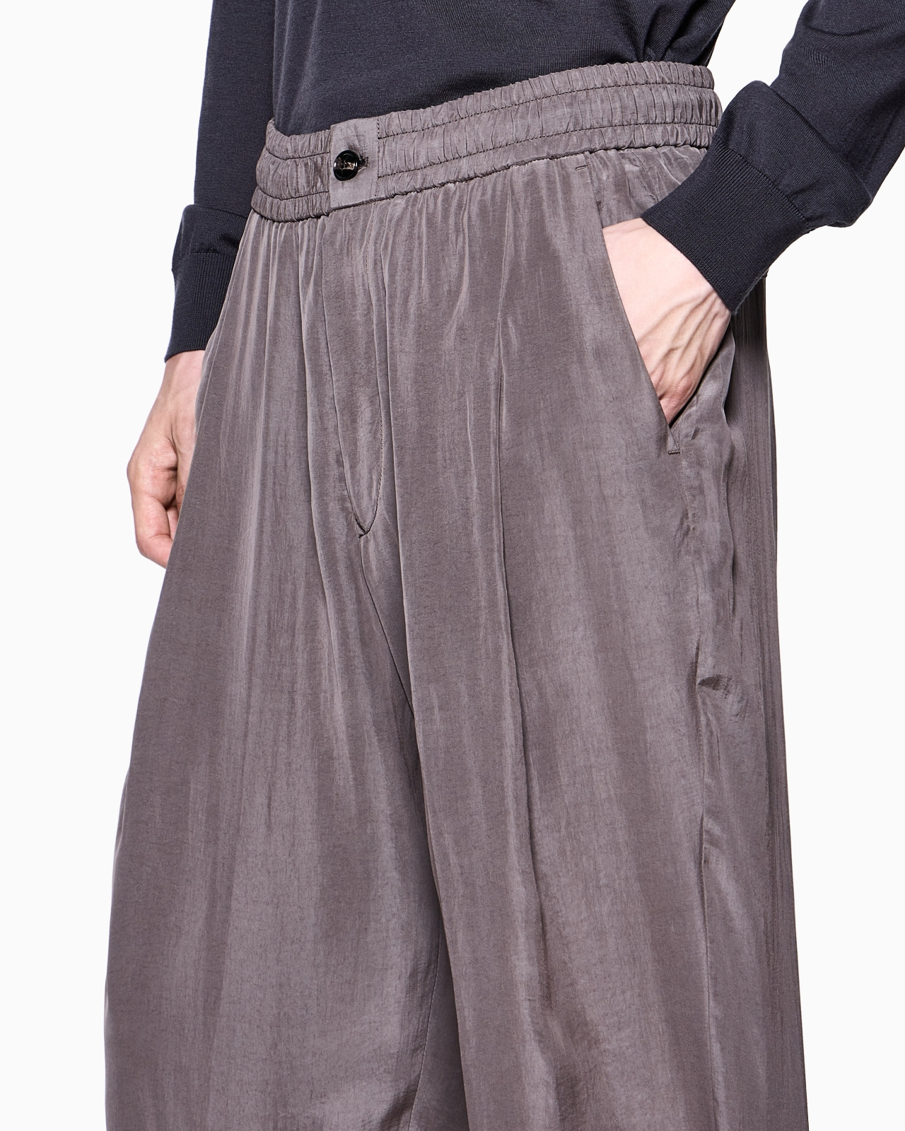 FLAT-FRONT TROUSERS IN FADED LYOCELL CANVAS - 5
