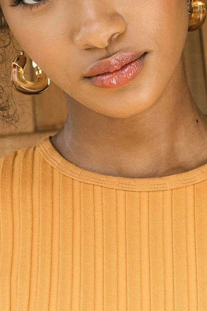 LIZZIE FORTUNATO The Organic Hoops - Honey outlook