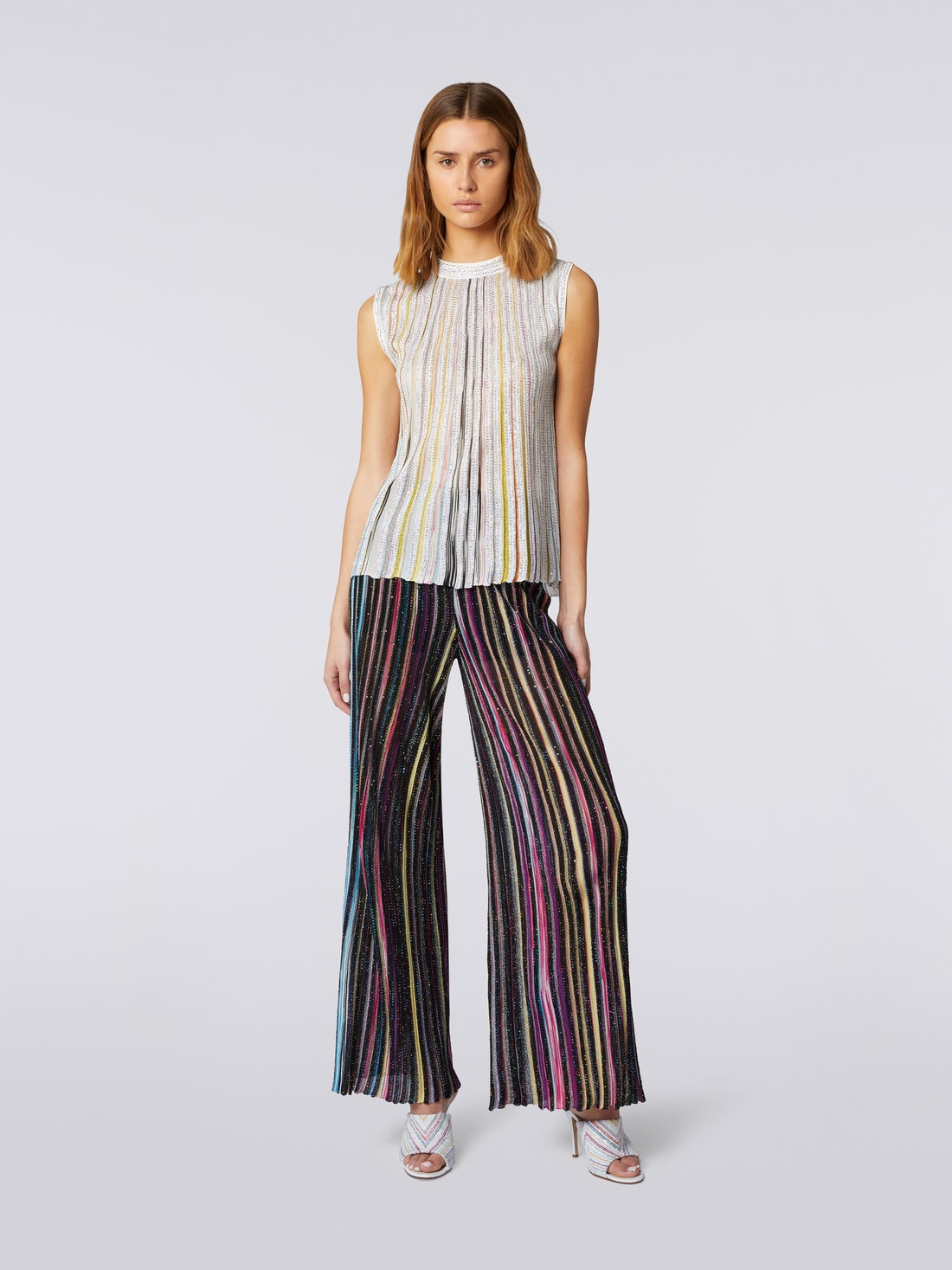 Cotton sleeveless top with sequins - 2