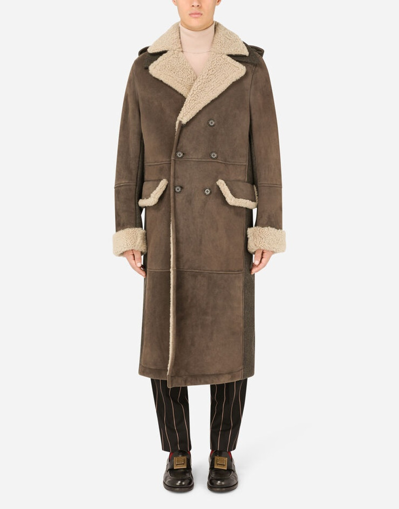 Double-breasted shearling coat with wool inserts 1