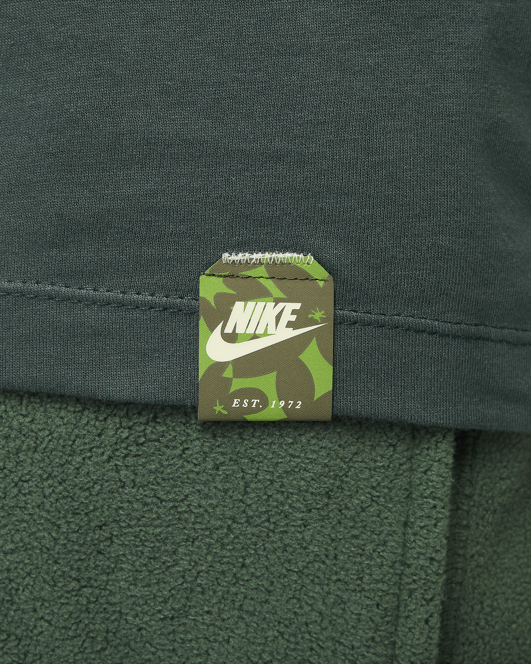 Nike Sportswear Club T-Shirt - 11
