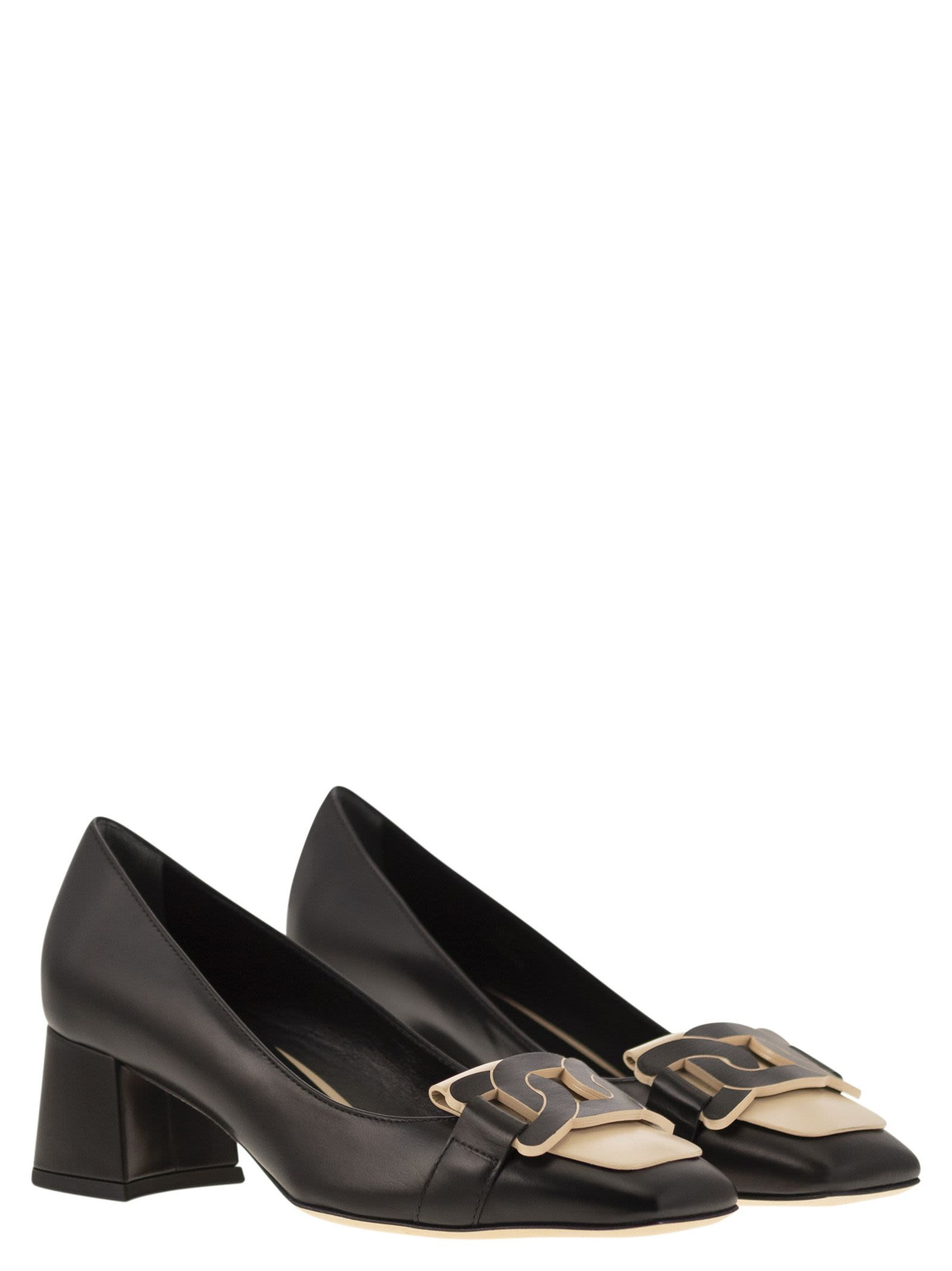 Tod's Women Leather Pumps With Chain - 4