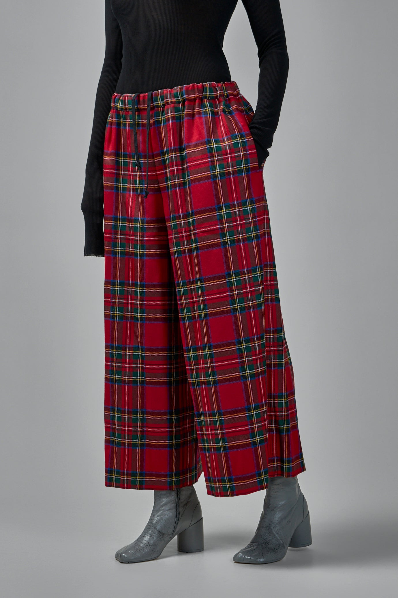 Ladies' Pants - 4