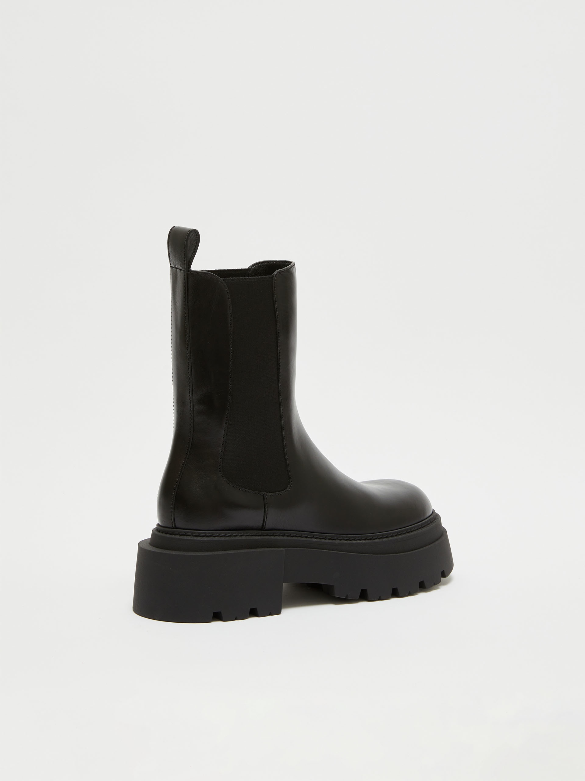 Leather Chelsea boots - 3