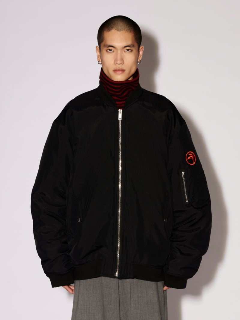 LOGO PATCH BOMBER - 3
