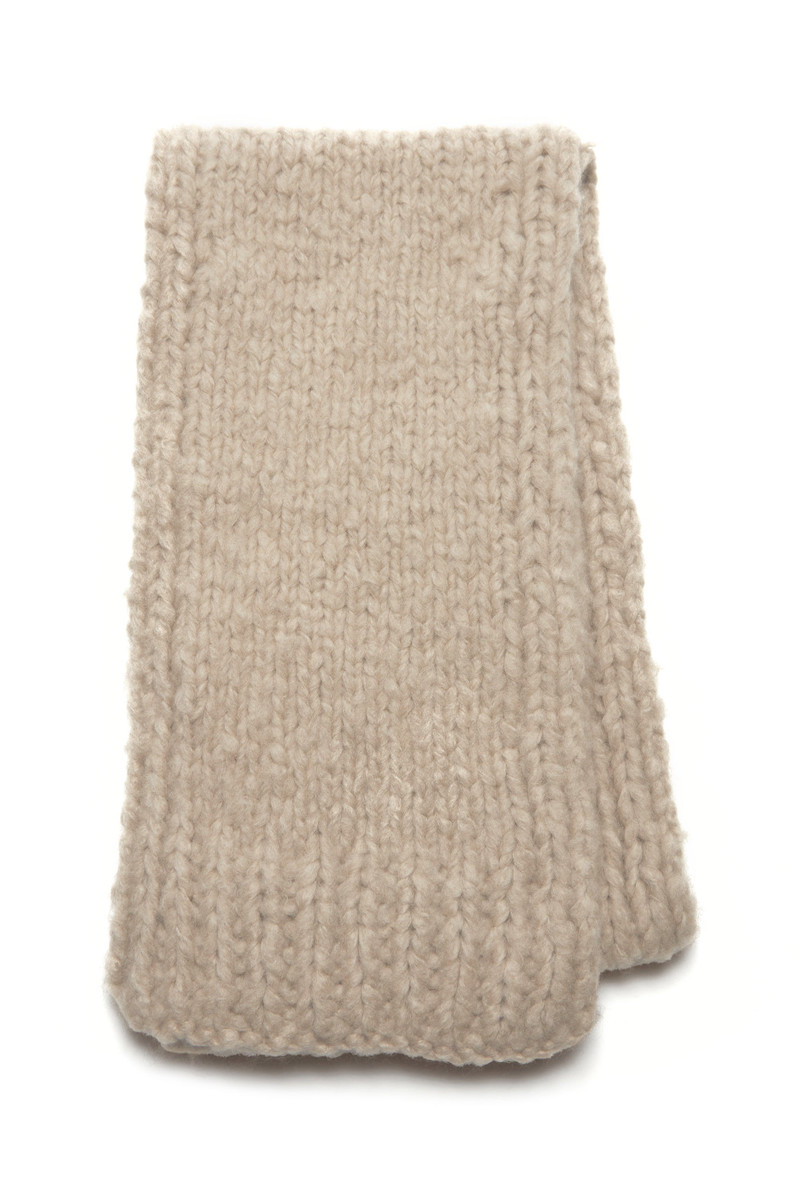 Pyke Knit Scarf in Oatmeal Welfat Cashmere 1