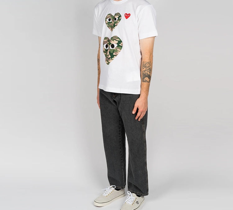 COMME des GARCONS PLAY Camouflage Two Heats Logo Tee 'White' AZ-T246-051-1 - 5