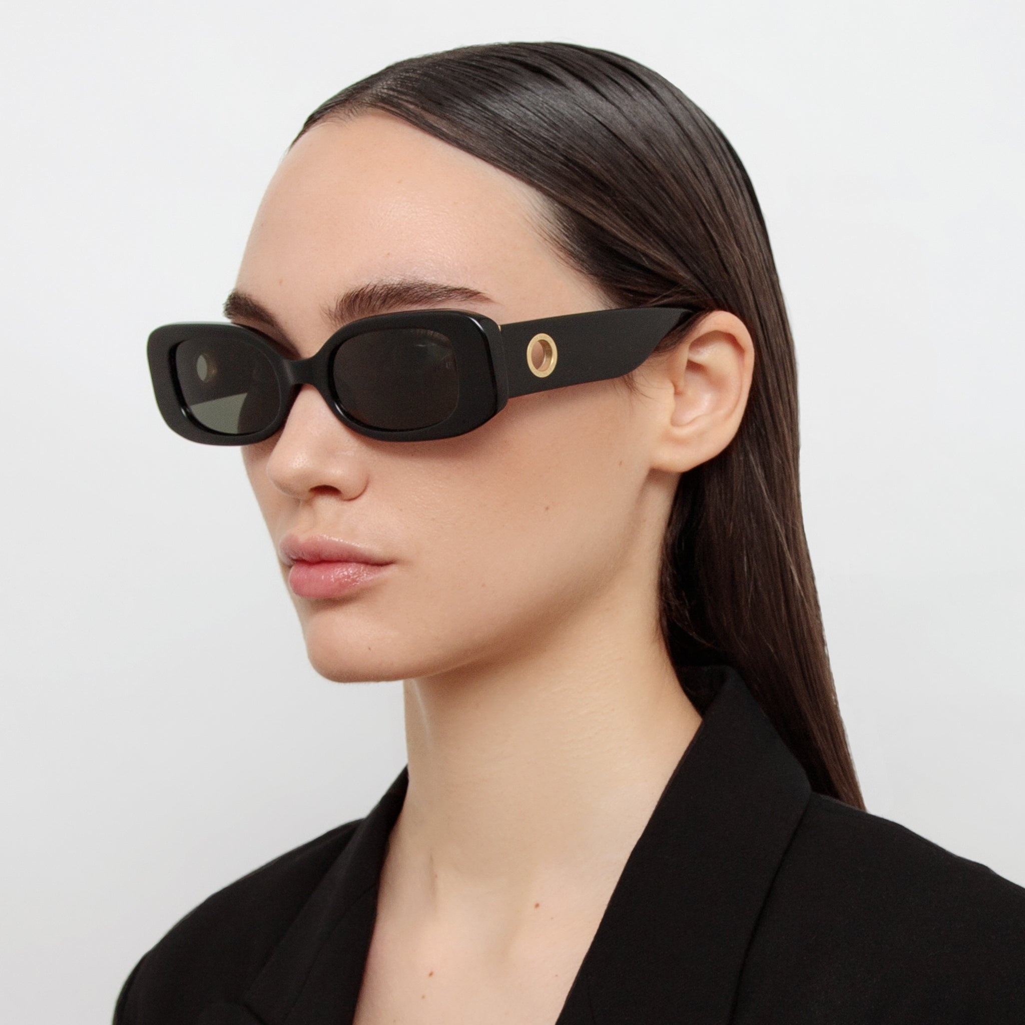 THE LOLA | RECTANGULAR SUNGLASSES IN BLACK (C1) - 2