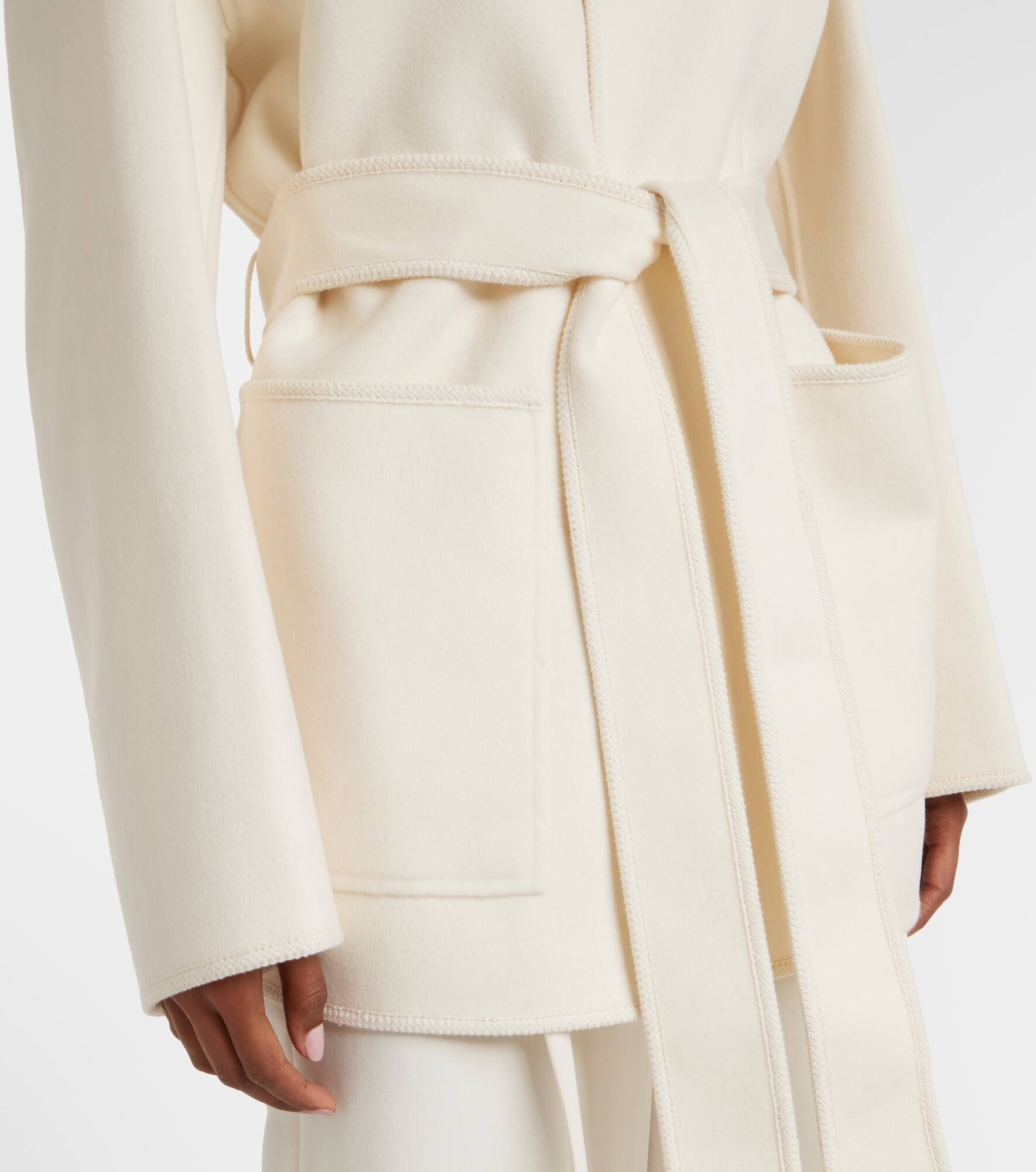 Belted wool jacket - 5
