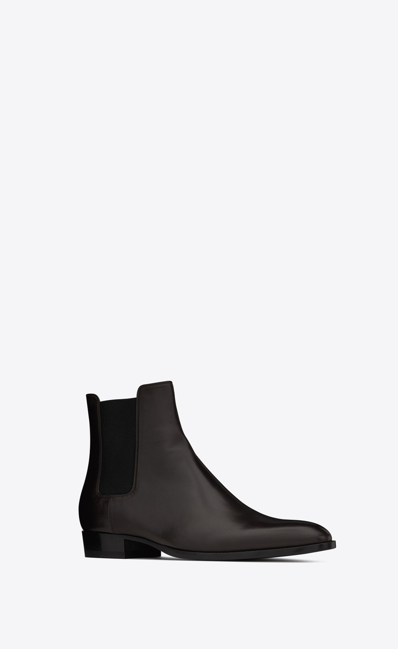 wyatt chelsea boots in smooth leather 3