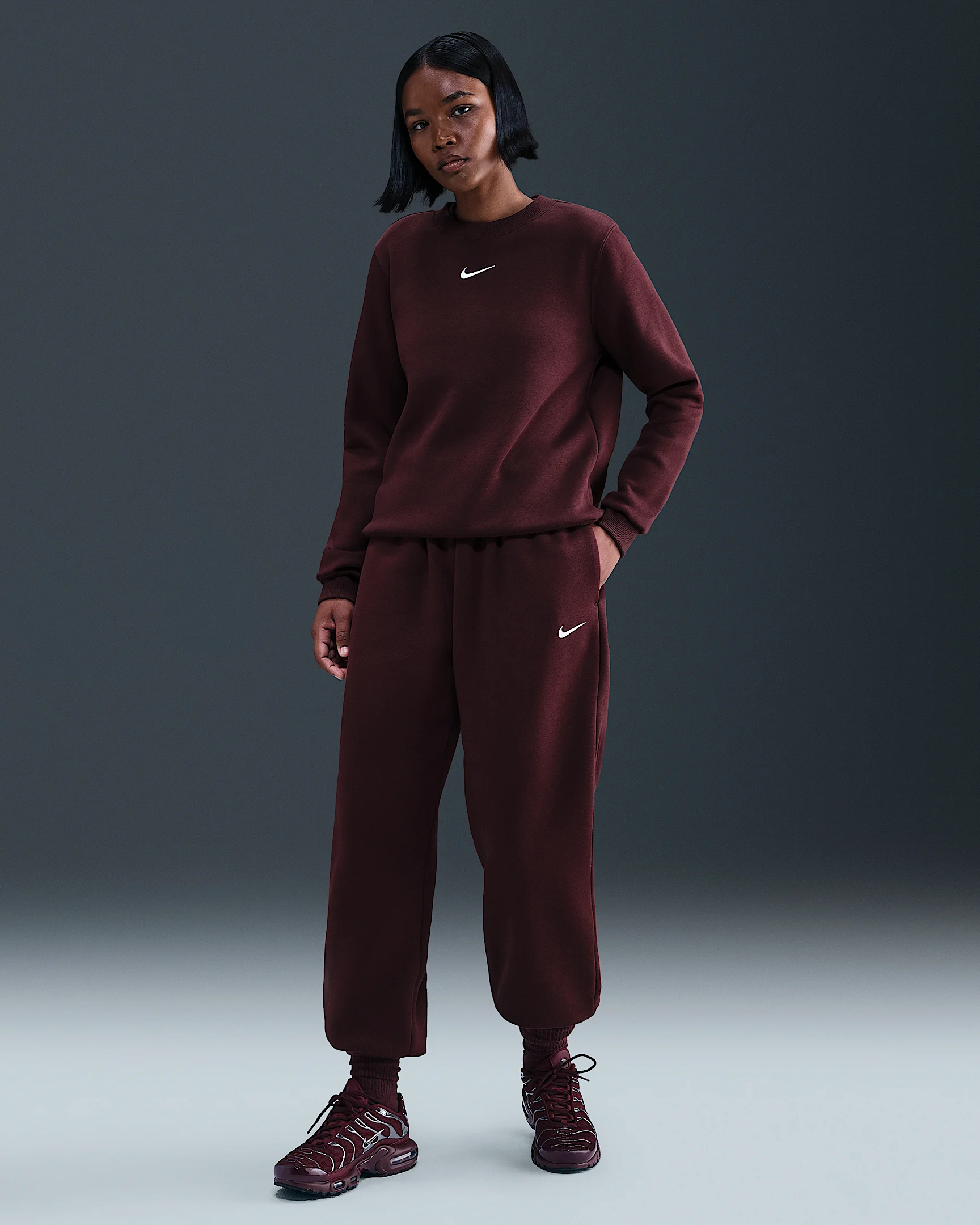 Nike Sportswear Phoenix Fleece Women's High-Waisted Oversized Sweatpants - 1