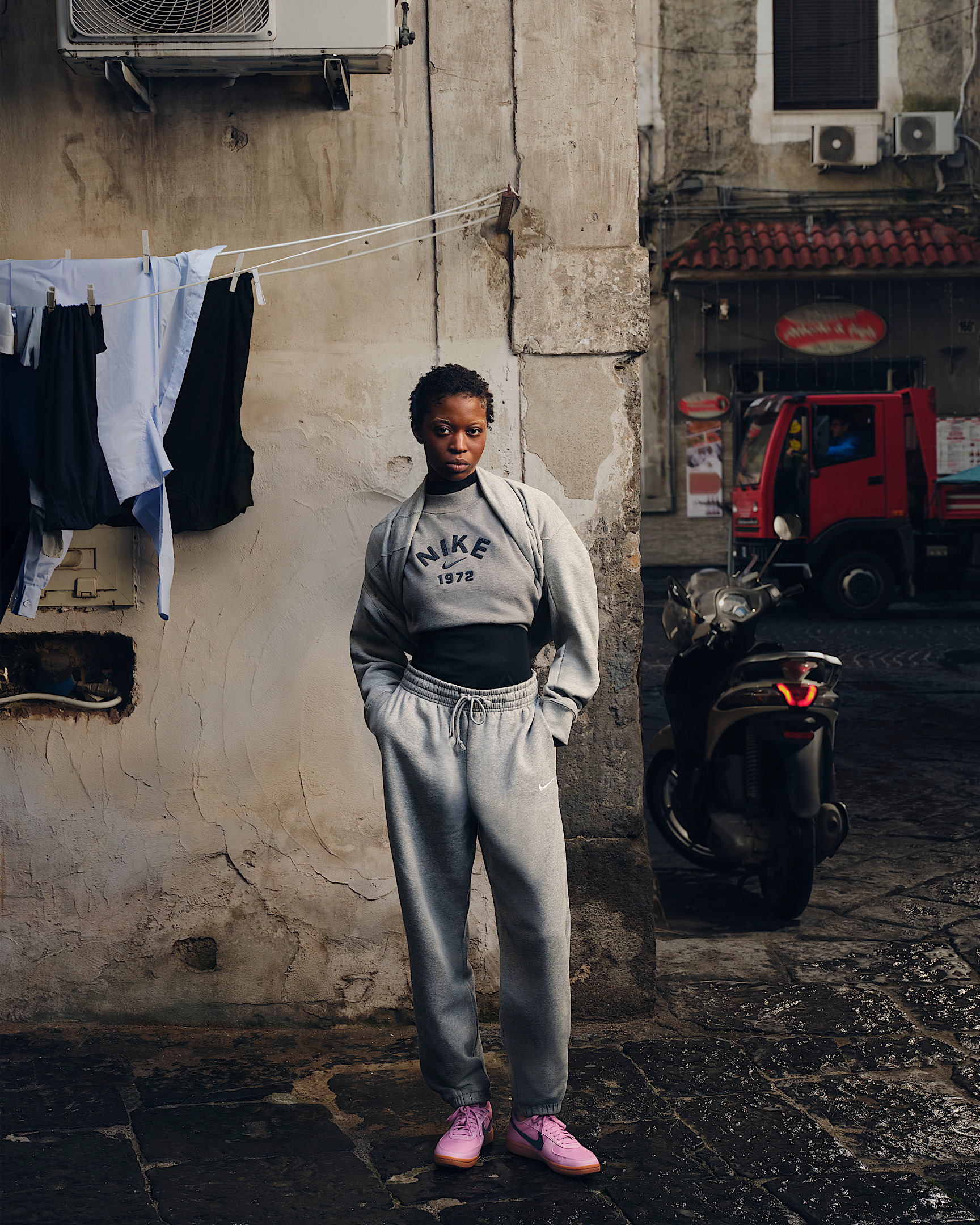 Nike Sportswear Phoenix Fleece Women's High-Waisted Oversized Sweatpants - 7