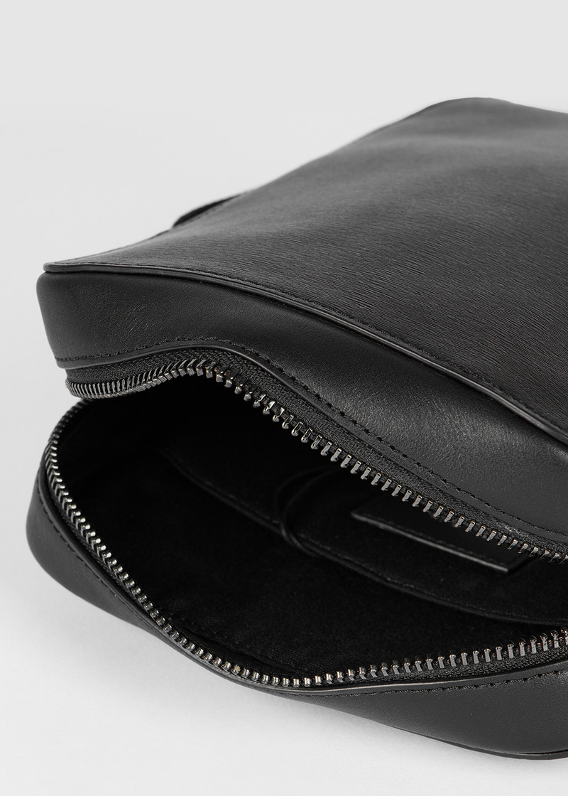 Black Straw-Grain Embossed Leather Large Flight Bag 6