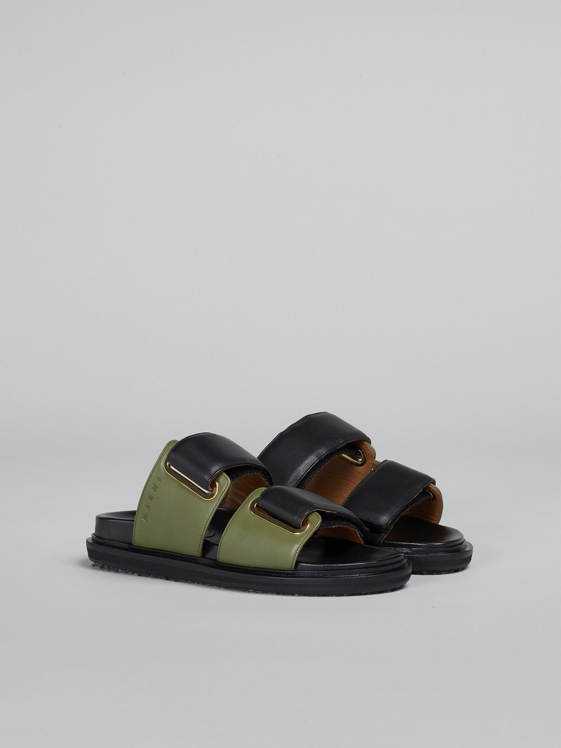 BLACK AND GREEN LEATHER FUSSBETT 2