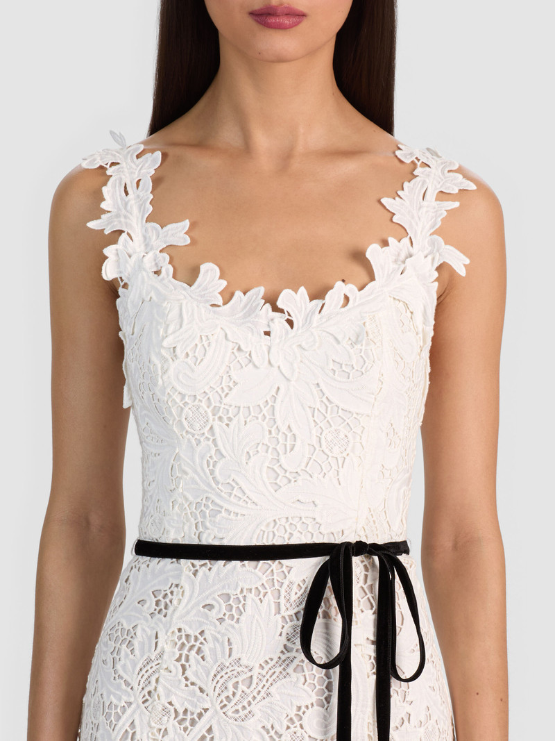 CALLA LACE MAXI DRESS 3