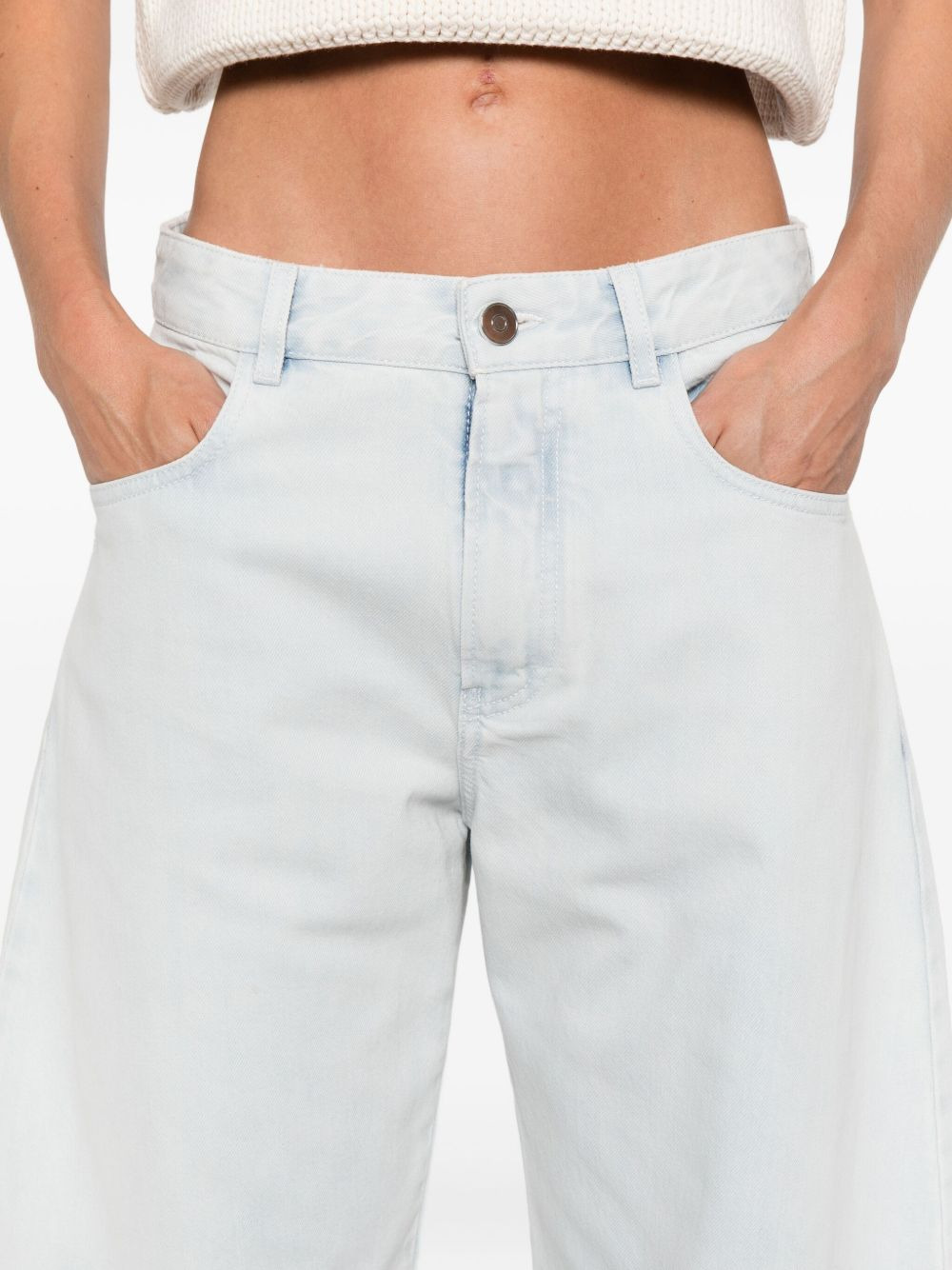 low-rise jeans - 5