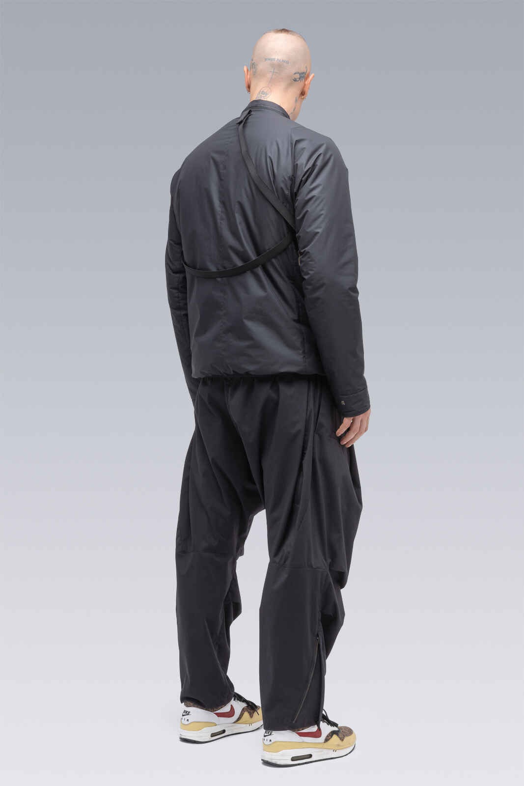 J83-WS 2L Gore-Tex Infinium™ Windstopper® Climashield® Jacket Black - 3