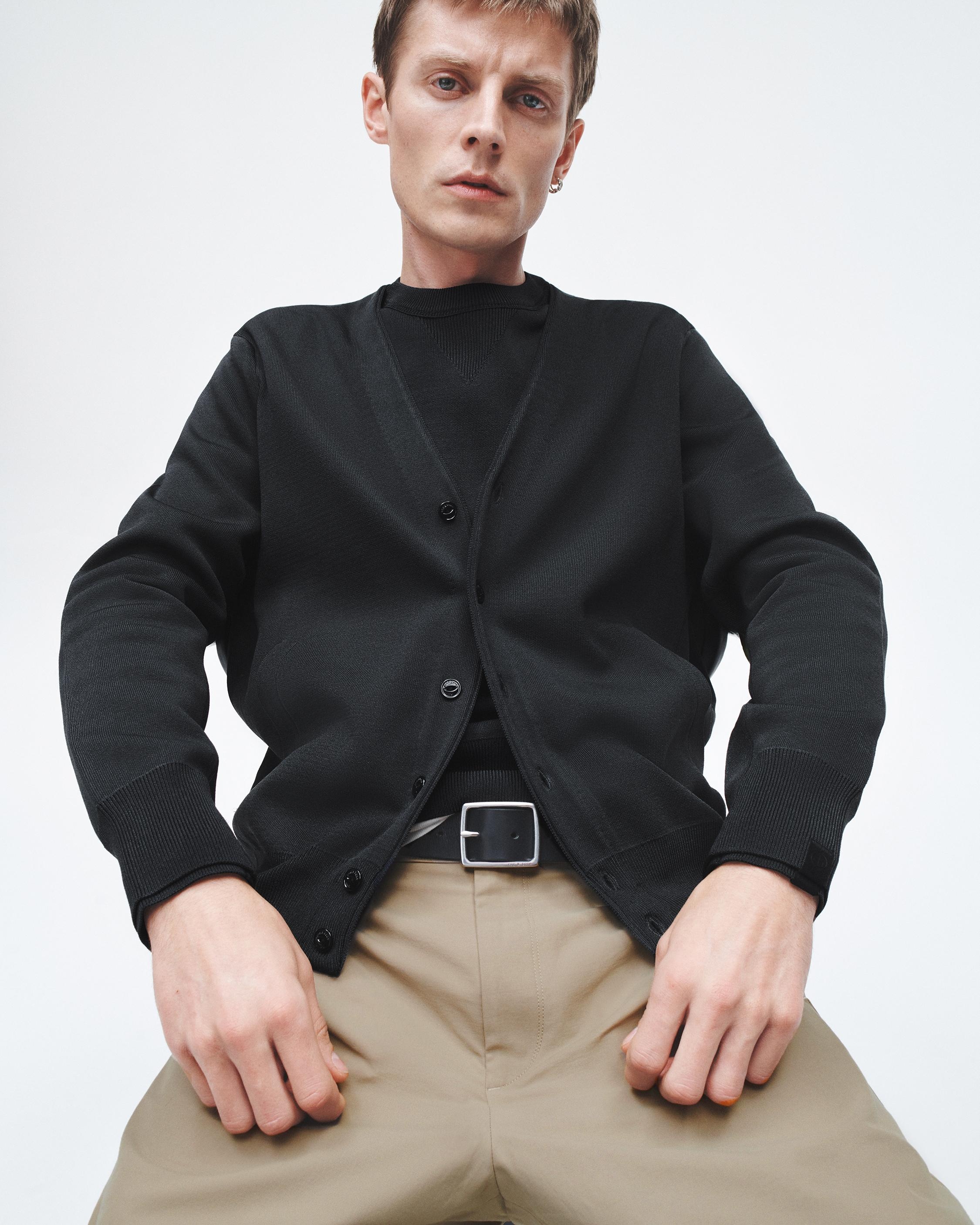 York Viscose Cardigan
Relaxed Fit - 6