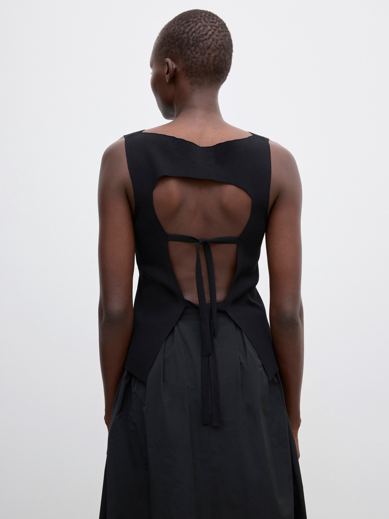 House of Dagmar Open back top outlook
